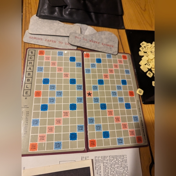 Scrabble Crossword Game Pocket Edition Vintage 1978 in original box. - Picture 7 of 7